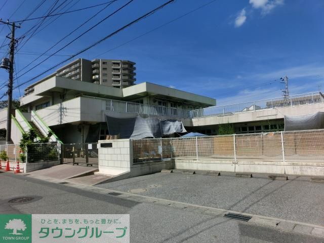 幼稚園・保育園　幸第三保育所（幼稚園・保育園）まで124m