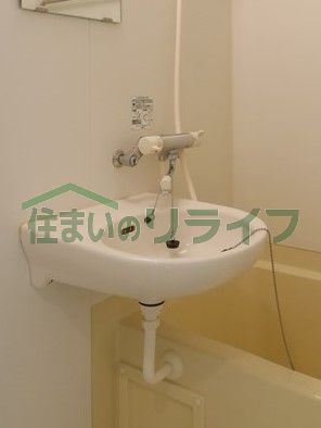 アーデン両国の内装写真