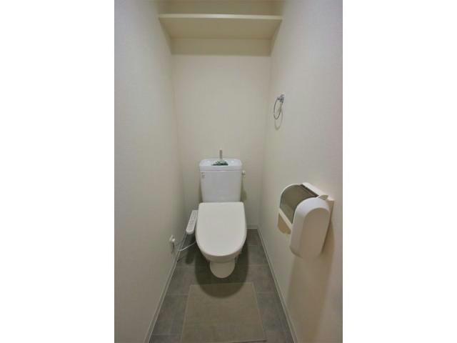 BSレジデンス栄のトイレ写真