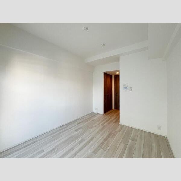 S-RESIDENCE難波大国町dominaの居間写真