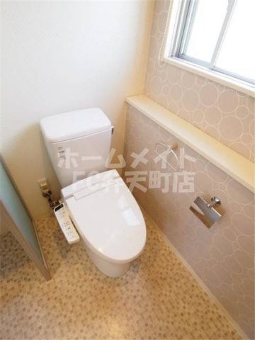 トイレ　落ち着いたトイレです