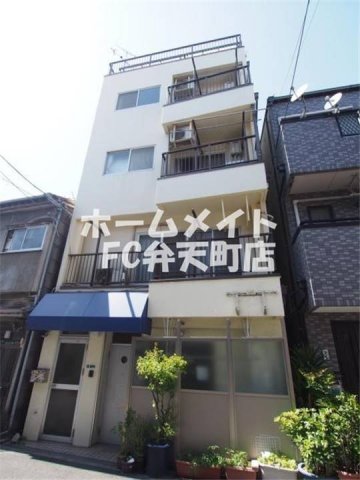 建物外観　外はこのようになっています