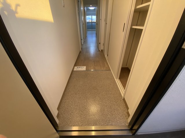 キャッスルコート神田町の玄関写真
