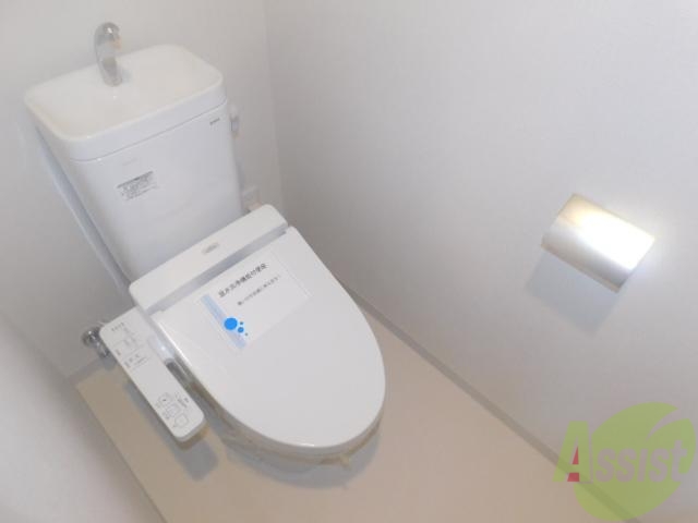 トイレ　ウォシュレット付きです