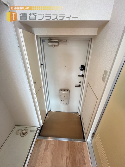 ＪＲ総武線 船橋駅 徒歩10分 10階建 築35年の玄関写真