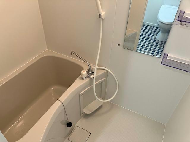 ルーエ亀有の風呂写真
