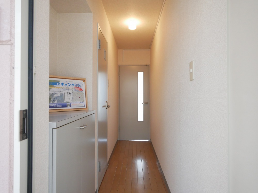 玄関　広々玄関です♪