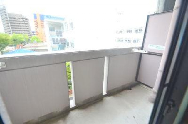 広島電鉄江波線 舟入川口町駅 徒歩3分 4階建 築30年の内装写真