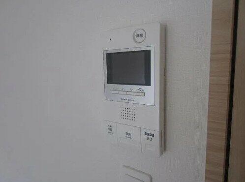 セキュリティ　モニター付きインターホン