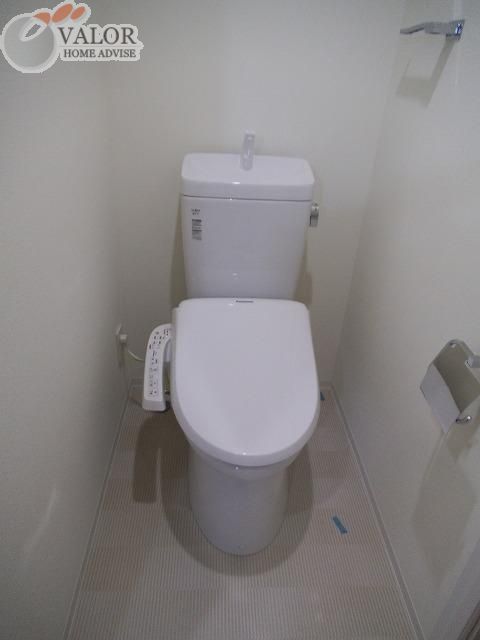 ＪＲ東海道本線 川崎駅 徒歩8分 11階建 築12年のトイレ写真