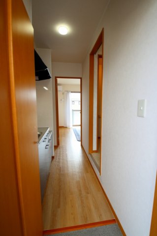 玄関　収納もある玄関です