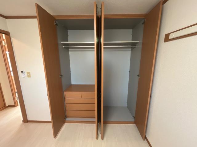 収納　クローゼット