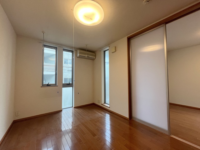 その他部屋・スペース　★明るいフローリングの角部屋です★