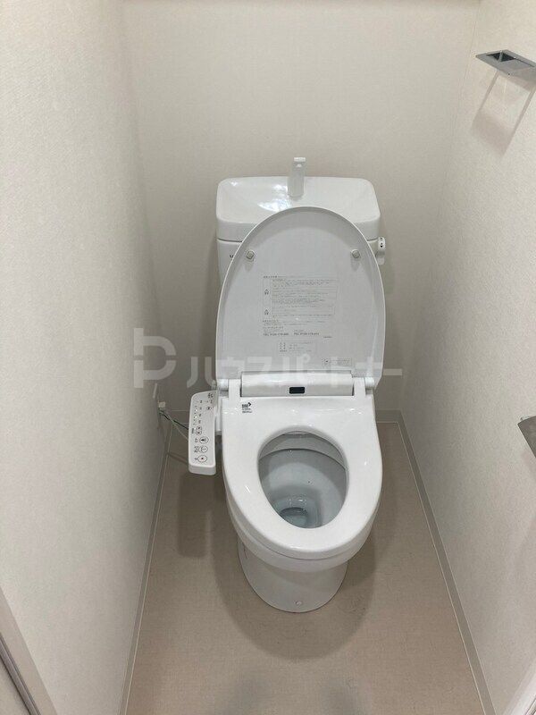 都営浅草線 本所吾妻橋駅 徒歩11分 6階建 築10年のトイレ写真
