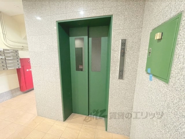 その他　エレベーター