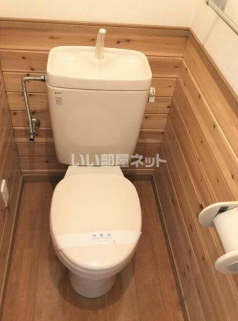 渋田貸家 中央2丁目のトイレ写真