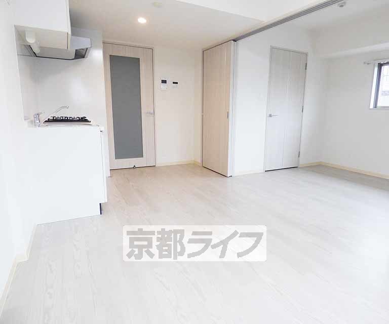 ベラジオ四条通の居間写真