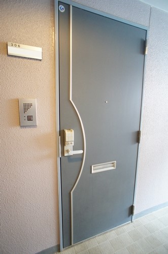 アクステージの玄関写真
