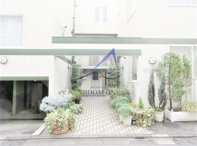 TRI FIELDの外観写真