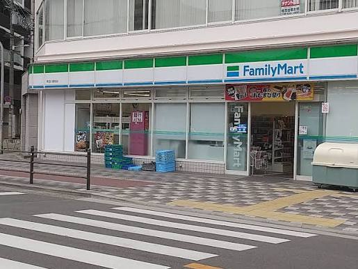 コンビニ　ファミリーマート 淀川東三国店（コンビニ）まで368m