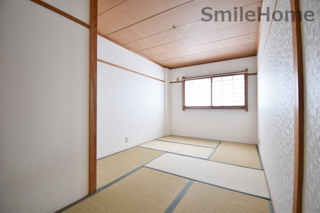 黒田マンションの居間写真