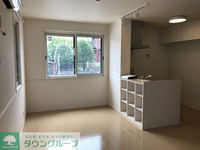 コンフォートヒルの居間写真
