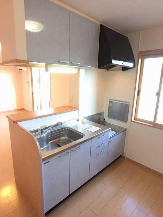 キッチン　こちらの物件はMODE不動産なら割引対象の１部屋です。