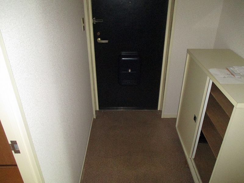 玄関　反転部屋参照