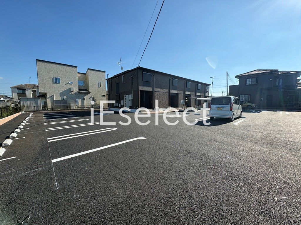 駐車場　敷地内駐車場も募集中です！