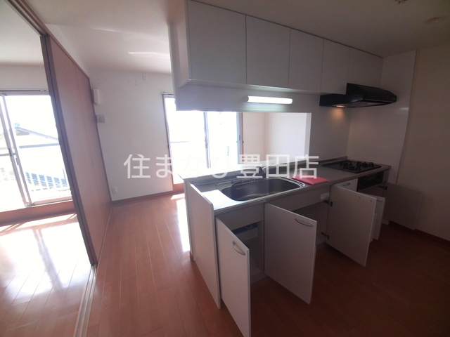 キッチン　同型別部屋写真