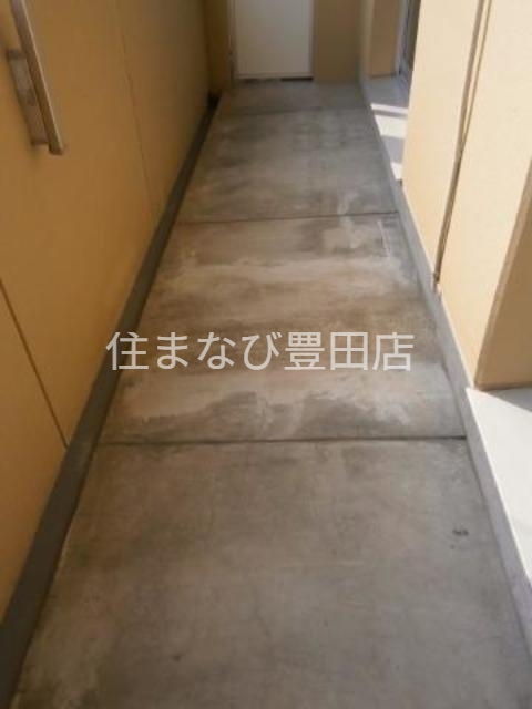 バルコニー　同型別部屋写真