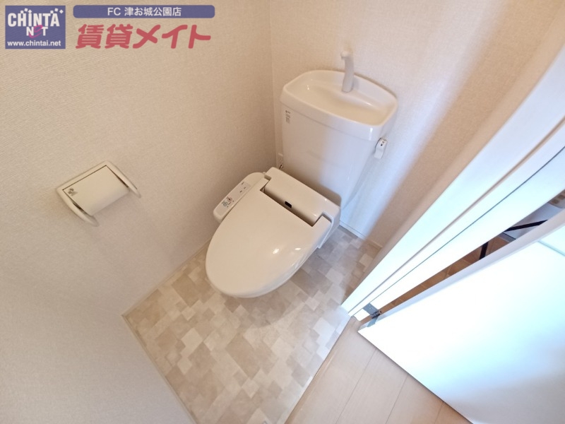 トイレ　同物件別室画像