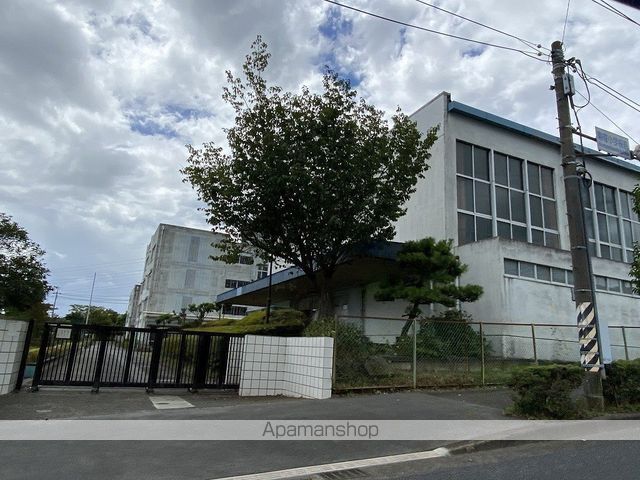 小学校　藤沢市立駒寄小学校（小学校）まで1901m