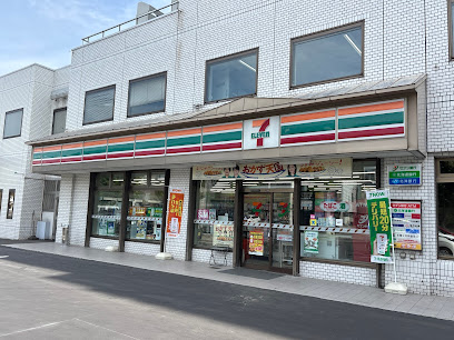 コンビニ　セブンイレブン札幌北6条店（コンビニ）まで394m