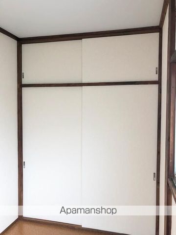 鶴巻北2丁目戸建の内装写真