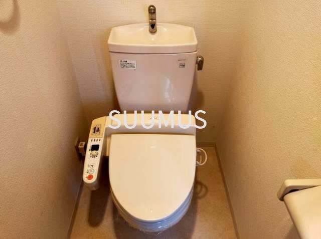 ＪＲ山手線 代々木駅 徒歩6分 7階建 築25年のトイレ写真