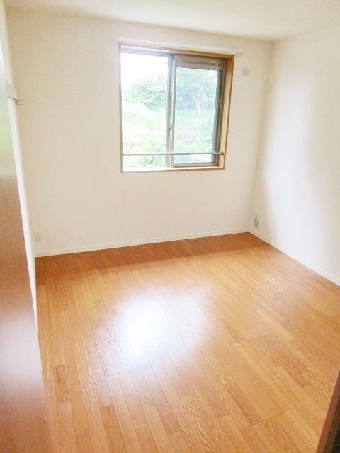その他部屋・スペース　★明るい洋室ですね★