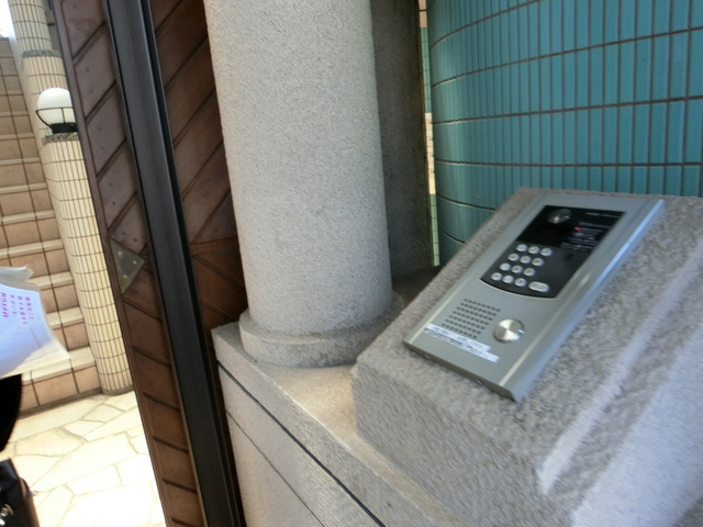 セキュリティ　★単身入居でも安心なオートロック付き★