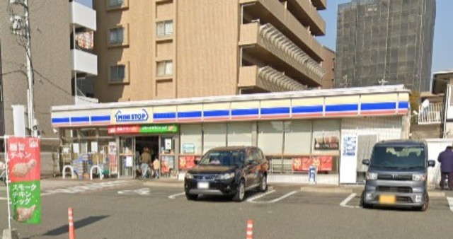 コンビニ　ミニストップ　吹田南金田（コンビニ）まで719m