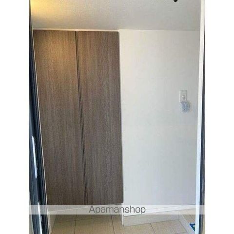 SーRESIDENCE新宿御苑の玄関写真