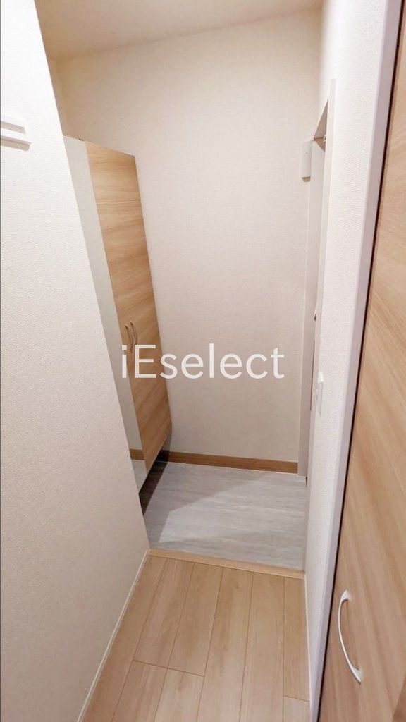 玄関　たっぷりシューズボックス
