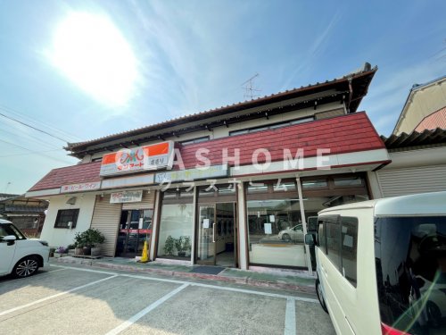 コンビニ　モンマートささり（コンビニ）まで688m