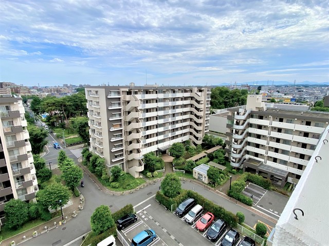 URプラザシティ新所沢けやき通りの外観写真