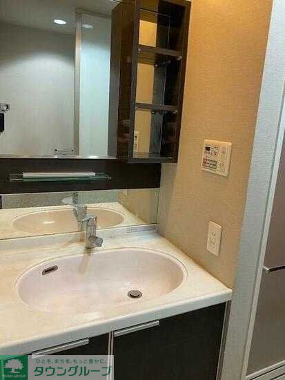 洗面設備　同じタイプの別部屋写真