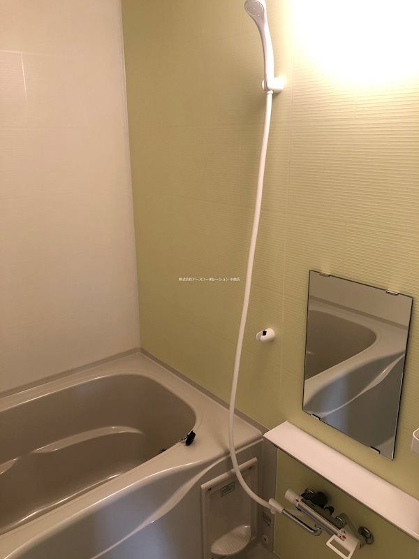 アースコートYsシティ香春口増築の風呂写真