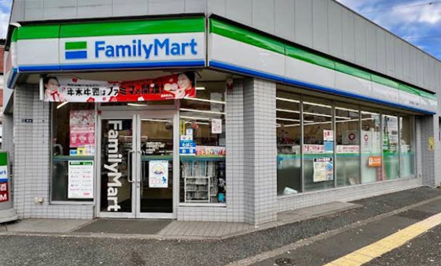 コンビニ　ファミリーマート 十条仲原三丁目店（コンビニ）まで249m