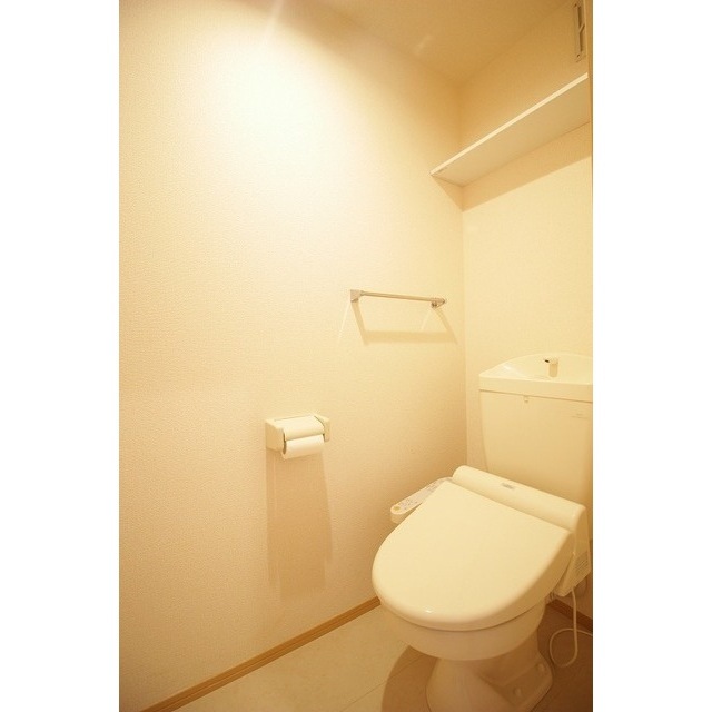 Creationのトイレ写真