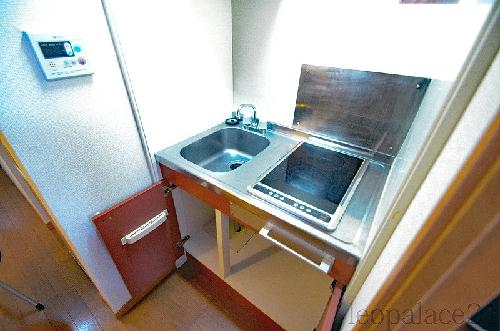 キッチン　※設備・使用は号室により異なる為、現況を優先いたします。