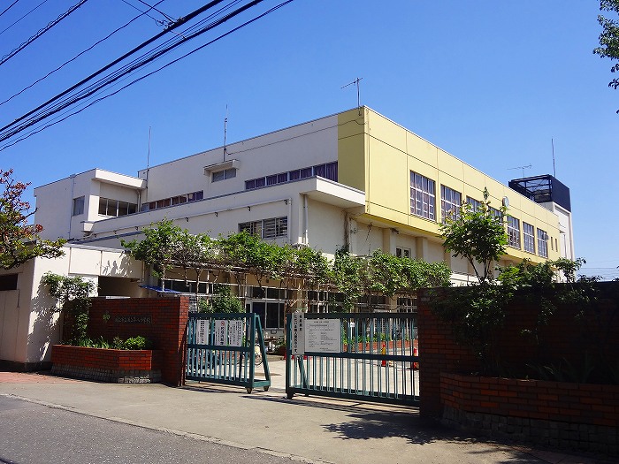 小学校　国立市立国立第八小学校（小学校）まで497m