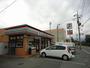 コンビニ　セブン－イレブン亀岡横町五葉乃松酒店（コンビニ）まで793m